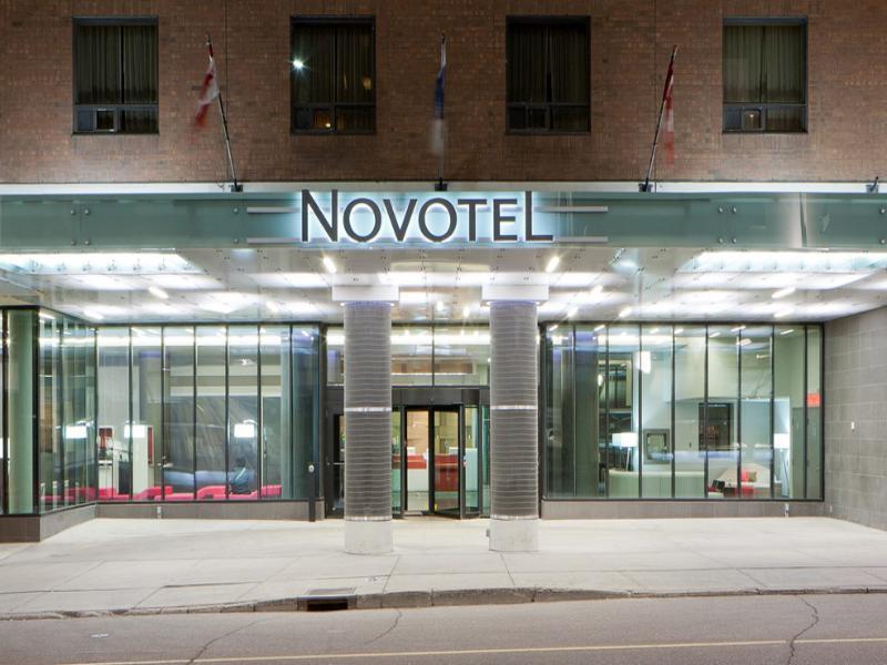 Отель Doubletree By Hilton Ottawa Downtown Экстерьер фото