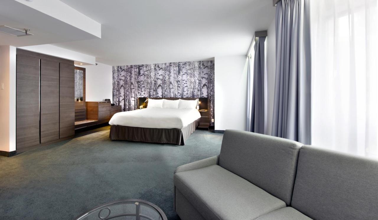Отель Doubletree By Hilton Ottawa Downtown Экстерьер фото